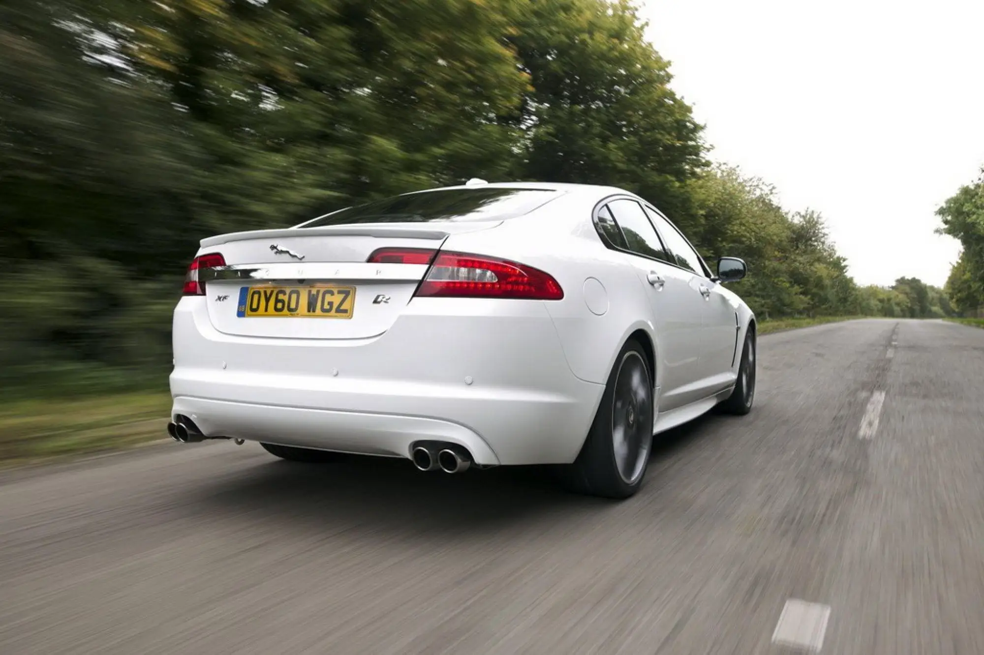 Audi XF Black Pack Edition - 13