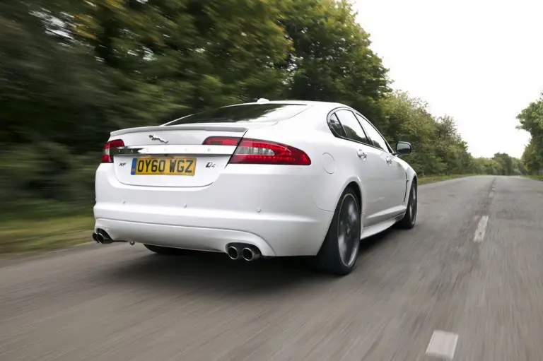 Audi XF Black Pack Edition - 13