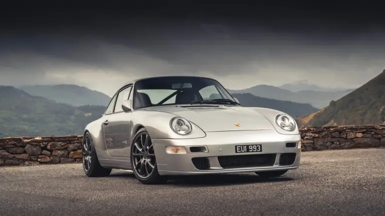 AutoArt 993R Porsche 911 restomod - Foto - 17