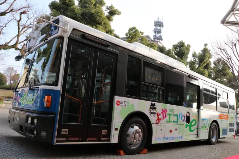 Autobus elettrici con tecnologia Nissan Leaf - 1