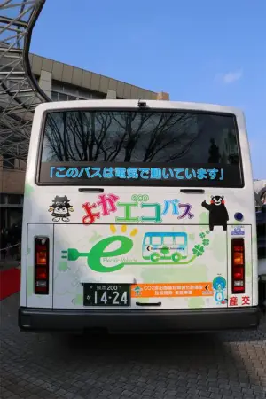 Autobus elettrici con tecnologia Nissan Leaf