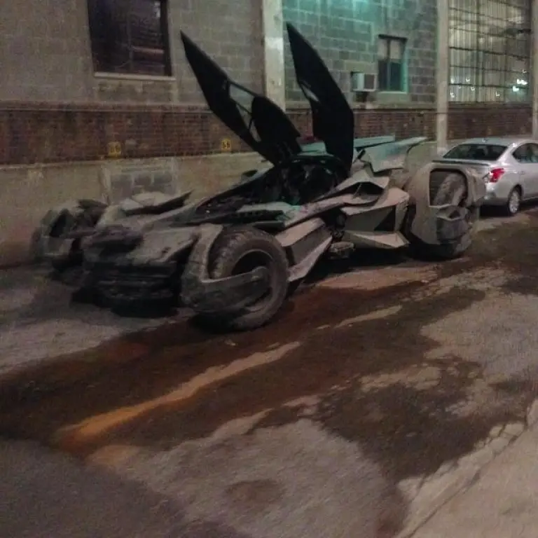 Batmobile - Batman v Superman Dawn of Justice - 4