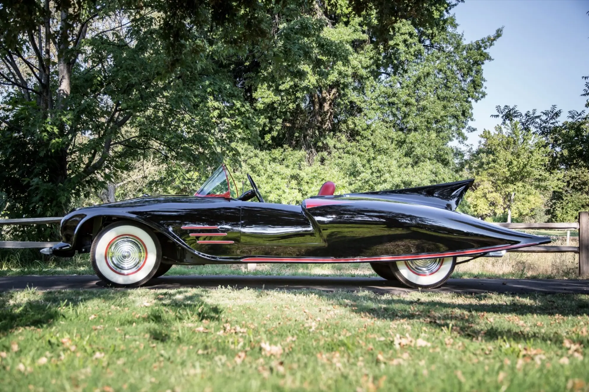 Batmobile ufficiale 1963 all\'asta - 3