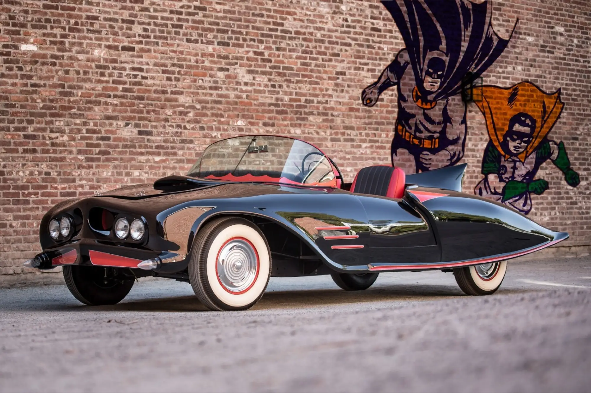 Batmobile ufficiale 1963 all\'asta - 13