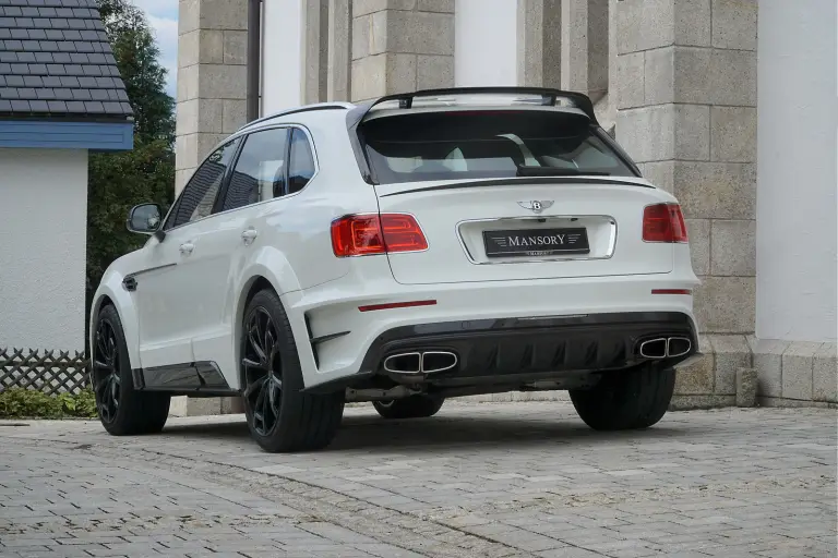 Bentley Bentayga by Mansory - 4