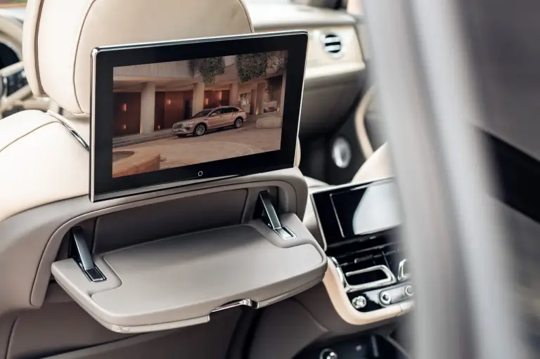 Bentley Bentayga Extended Wheelbase - Foto - 23