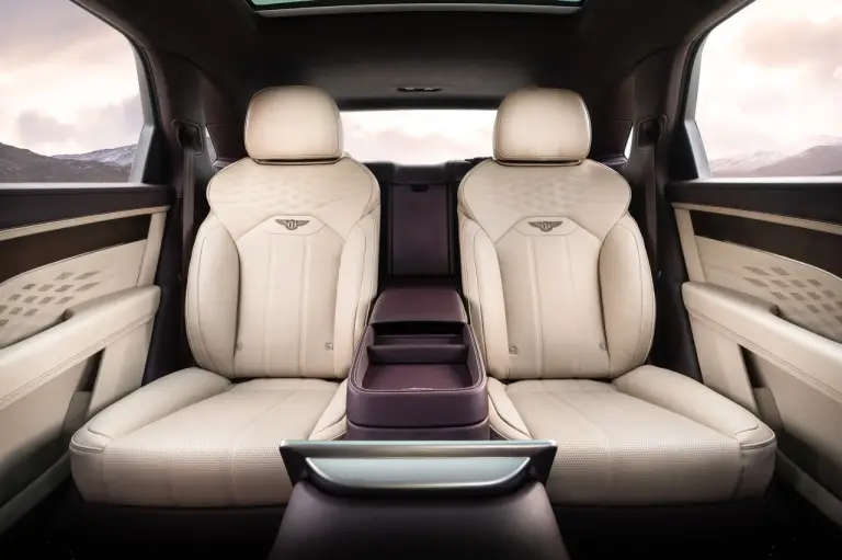 Bentley Bentayga Extended Wheelbase - Foto - 19