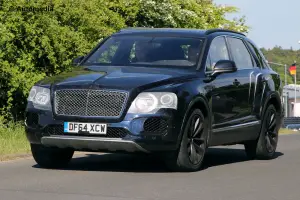 Bentley Bentayga - Foto spia 20-05-2015