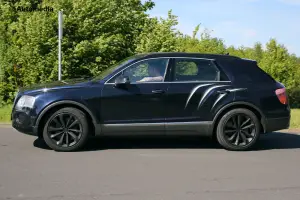 Bentley Bentayga - Foto spia 20-05-2015