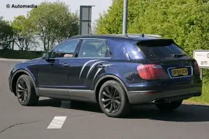 Bentley Bentayga - Foto spia 20-05-2015