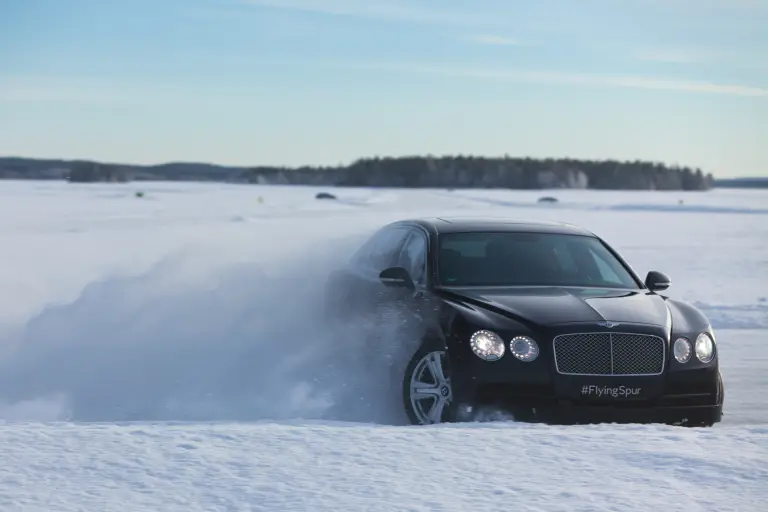 Bentley Bentayga - Power on Ice 2016  - 7