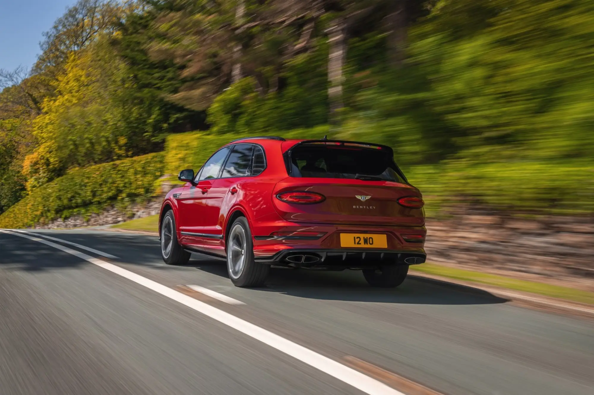 Bentley Bentayga S  - 18