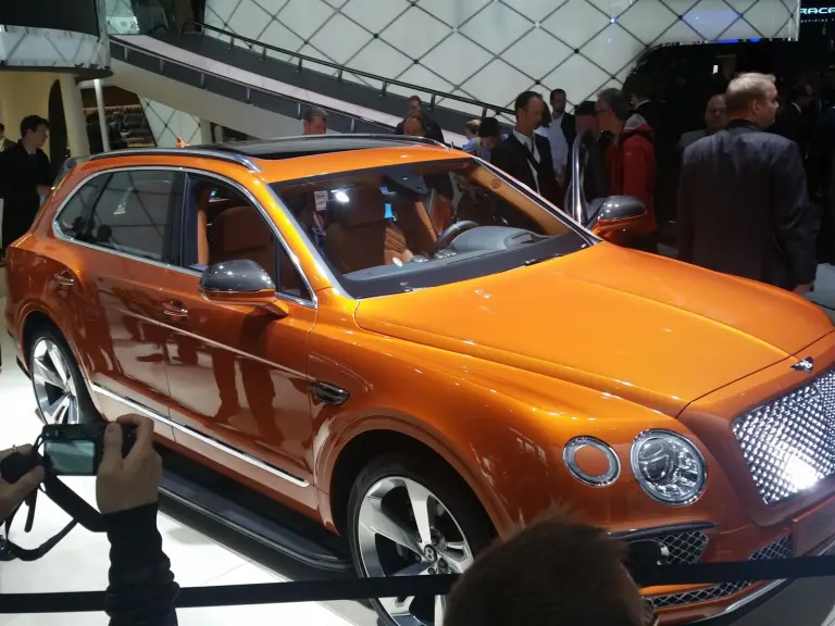 Bentley Bentayga - Salone di Francoforte 2015 - 3