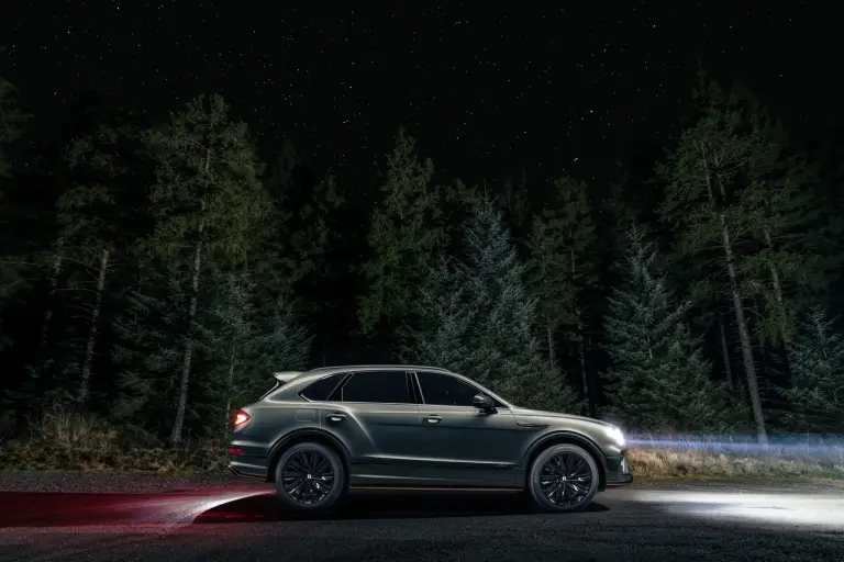 Bentley Bentayga Space Edition - Foto - 10