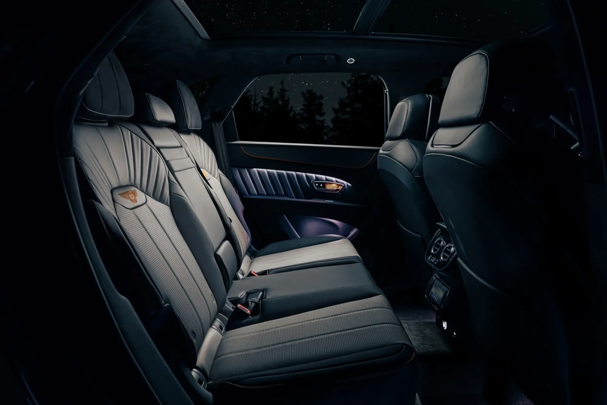 Bentley Bentayga Space Edition - Foto - 1