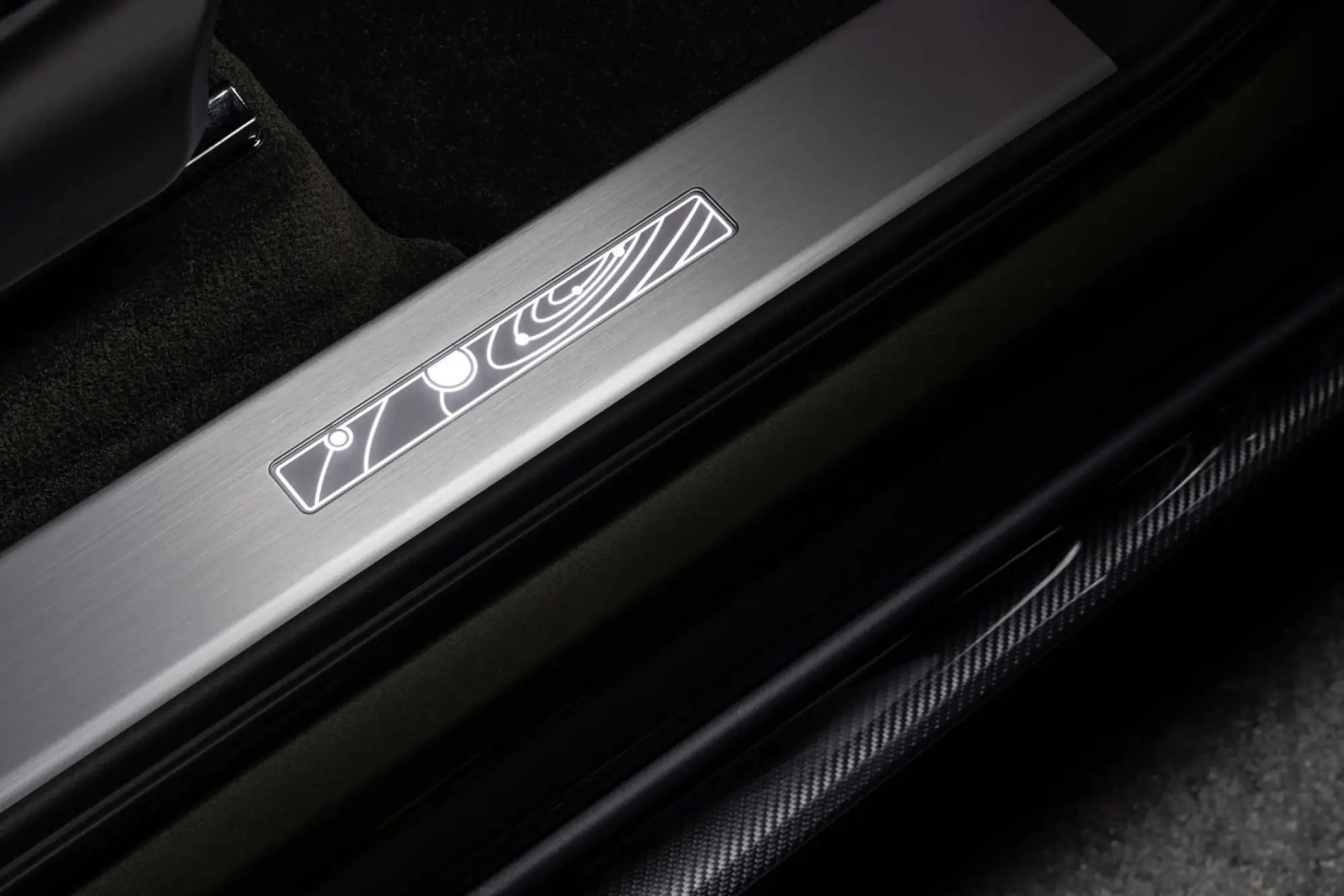 Bentley Bentayga Space Edition - Foto - 7