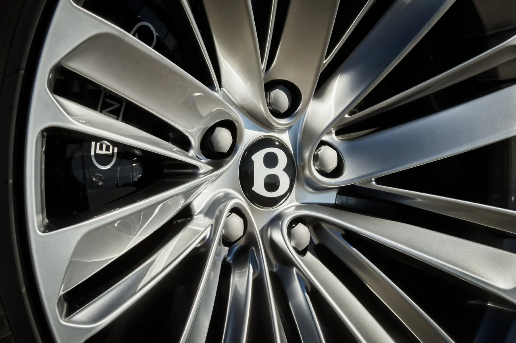 Bentley Bentayga Speed - 11
