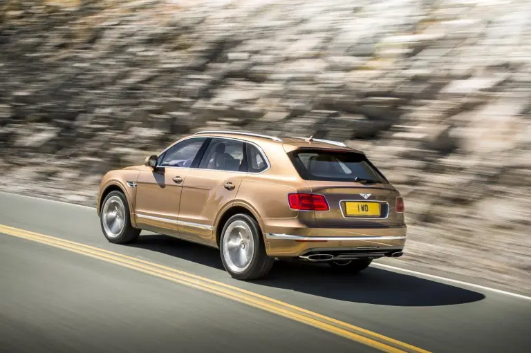 Bentley Bentayga - 23