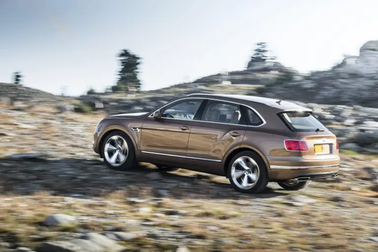 Bentley Bentayga - 37