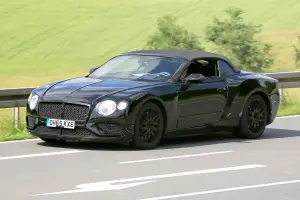 Bentley Continental GT Convertible foto spia - 3