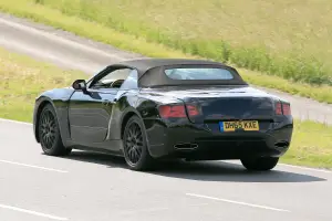 Bentley Continental GT Convertible foto spia - 8