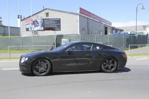 Bentley Continental GT coupè foto spia 23 giugno 2016 Nurburgring