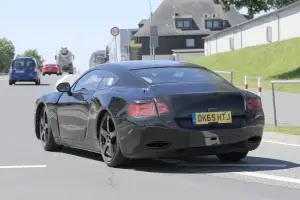 Bentley Continental GT coupè foto spia 23 giugno 2016 Nurburgring