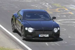 Bentley Continental GT coupè foto spia 23 giugno 2016 Nurburgring