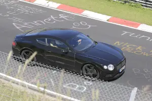 Bentley Continental GT coupè foto spia 23 giugno 2016 Nurburgring