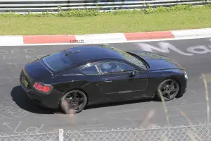 Bentley Continental GT coupè foto spia 23 giugno 2016 Nurburgring