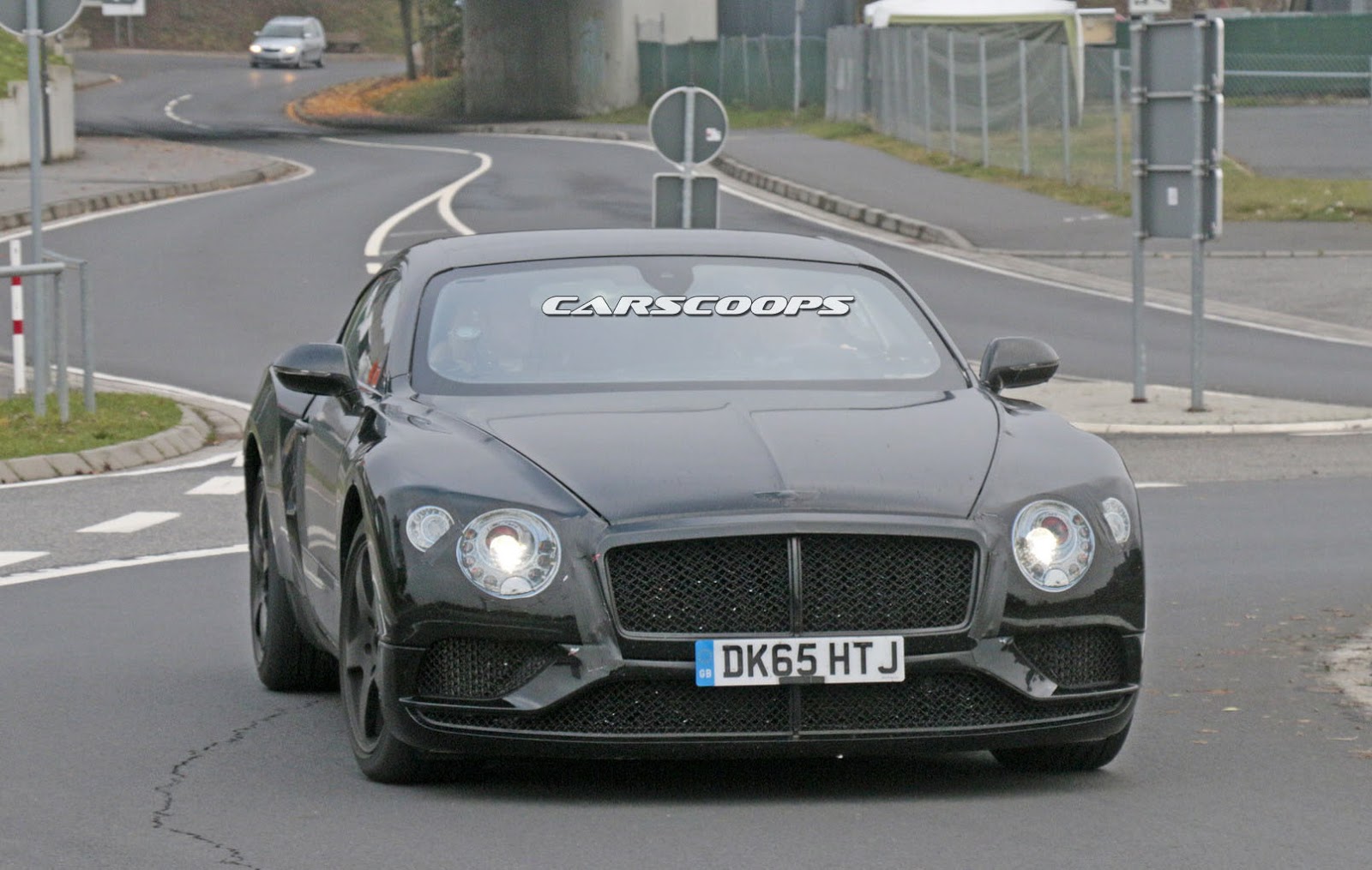 Bentley Continental GT e GTC foto spia 27 ottobre 2016