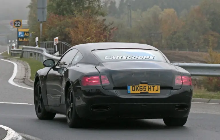 Bentley Continental GT e GTC foto spia 27 ottobre 2016 - 6