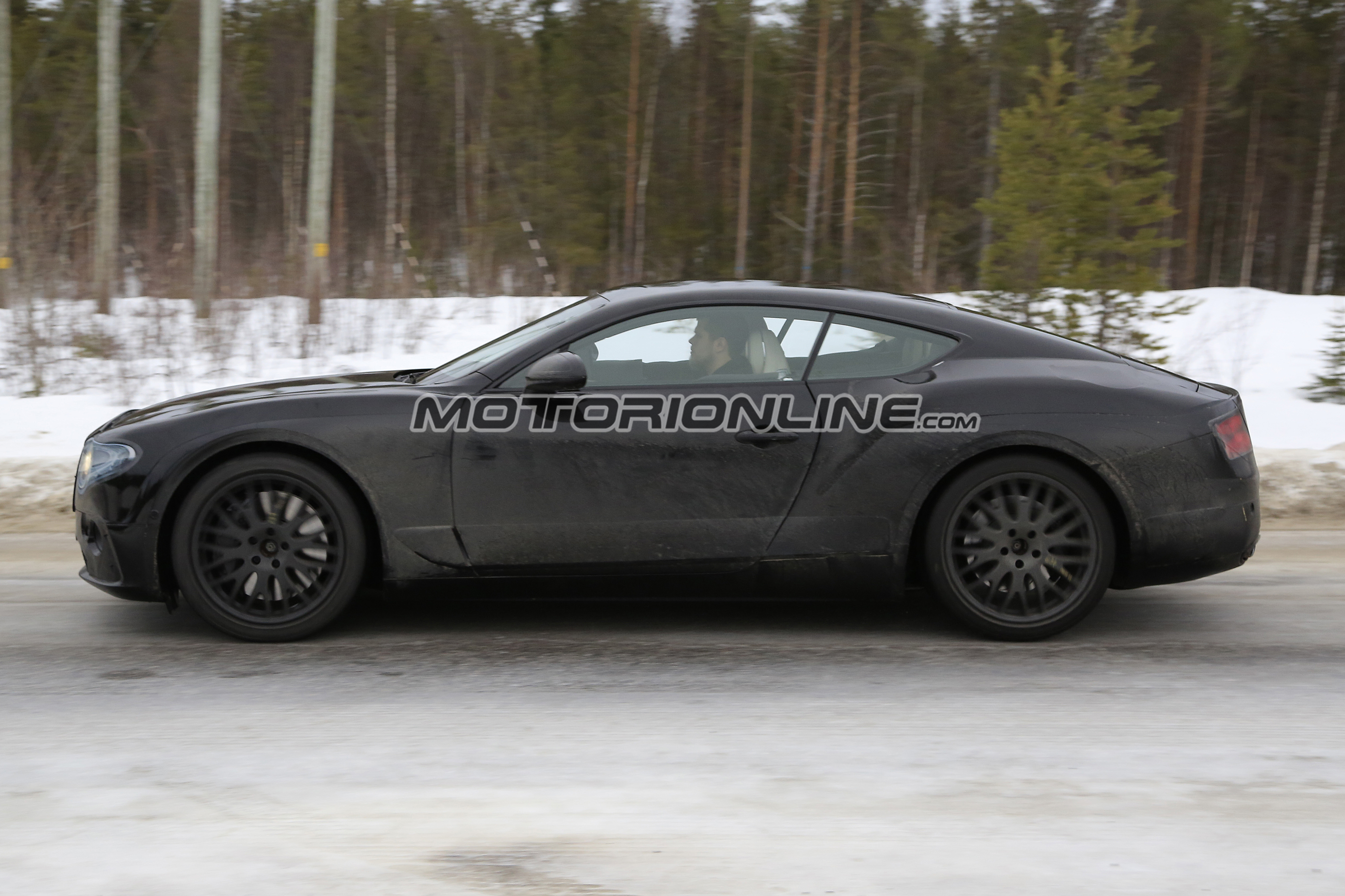 Bentley Continental GT MY 2018 foto spia 14 febbraio 2017
