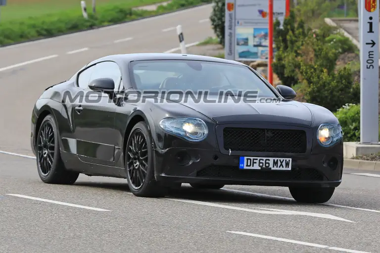 Bentley Continental GT MY 2018 foto spia 21 aprile 2018 - 1