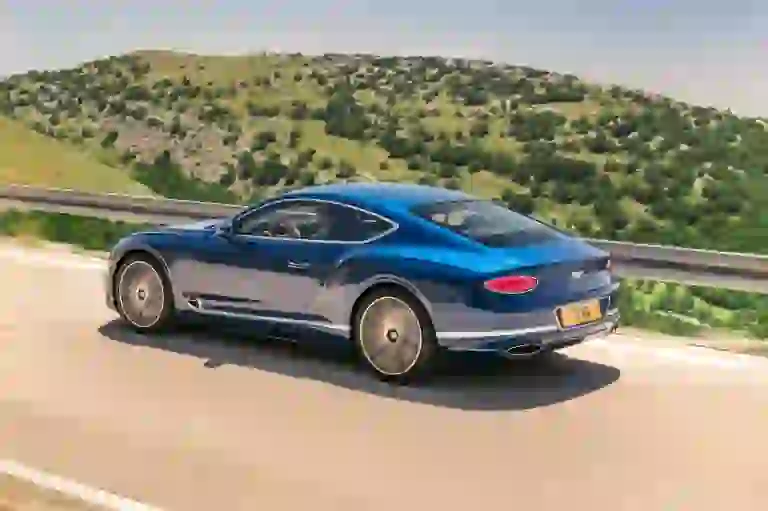 Bentley Continental GT MY 2018 - 31