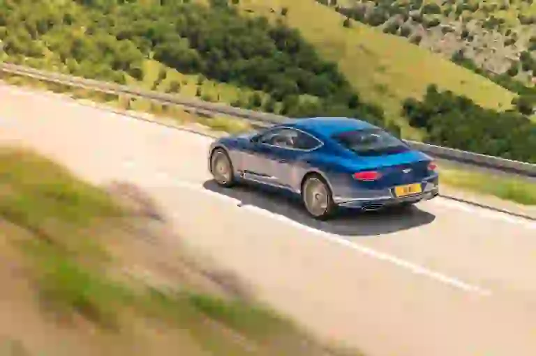 Bentley Continental GT MY 2018 - 32