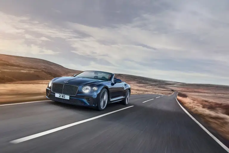 Bentley Continental GT Speed Convertible 2021 - 18