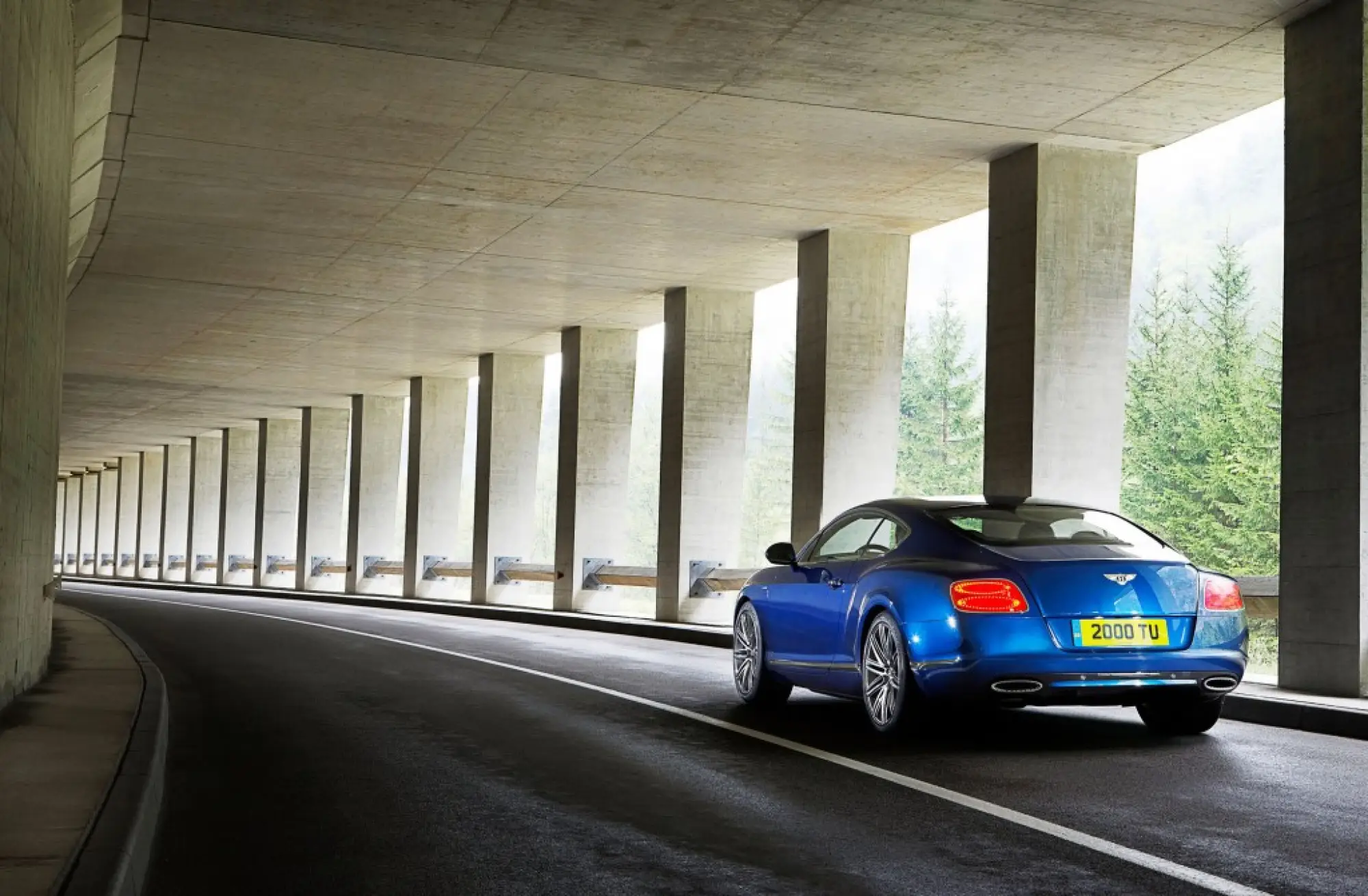 Bentley Continental GT Speed - 4
