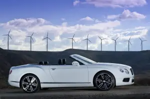 Bentley Continental GT V8 e Bentley Continental GTC V8