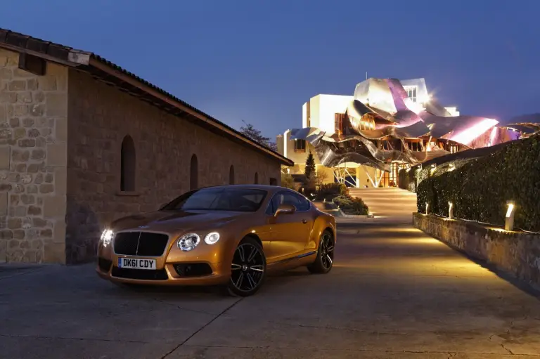 Bentley Continental GT V8 e Bentley Continental GTC V8 - 3