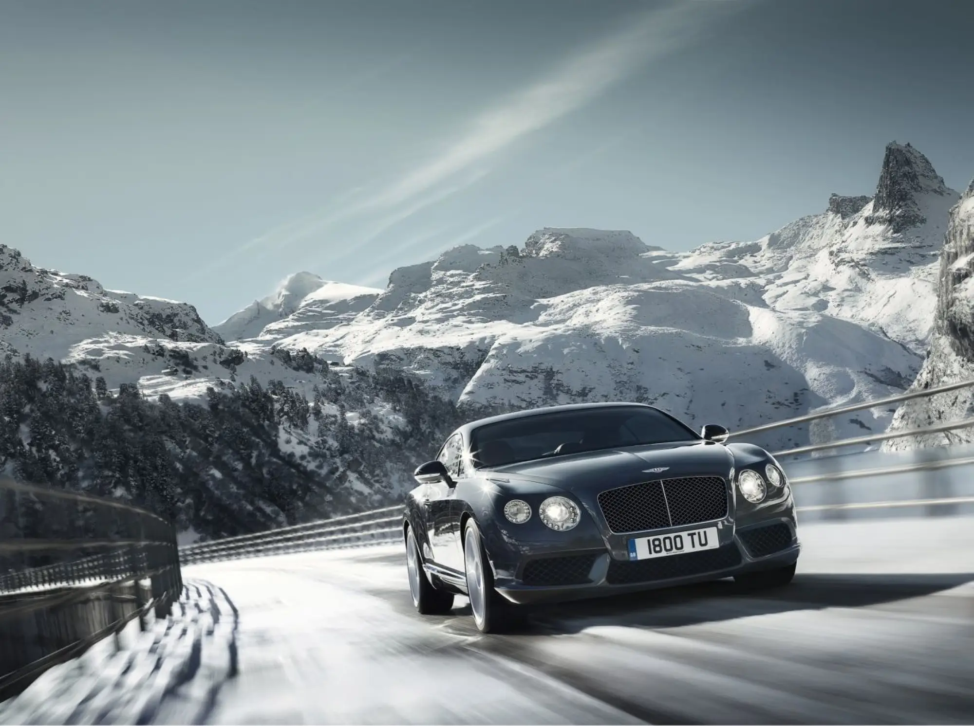 Bentley Continental GT V8 e GTC V8 - Foto ufficiali - 1