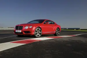 Bentley Continental GT V8 e GTC V8 - Foto ufficiali - 4