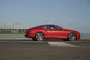 Bentley Continental GT V8 e GTC V8 - Foto ufficiali - 6
