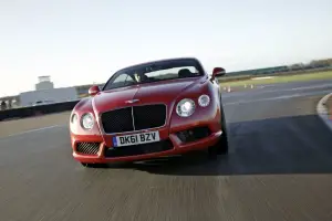 Bentley Continental GT V8 e GTC V8 - Foto ufficiali - 9