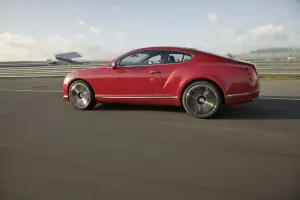 Bentley Continental GT V8 e GTC V8 - Foto ufficiali - 11