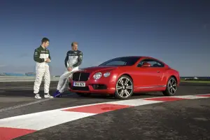 Bentley Continental GT V8 e GTC V8 - Foto ufficiali - 12