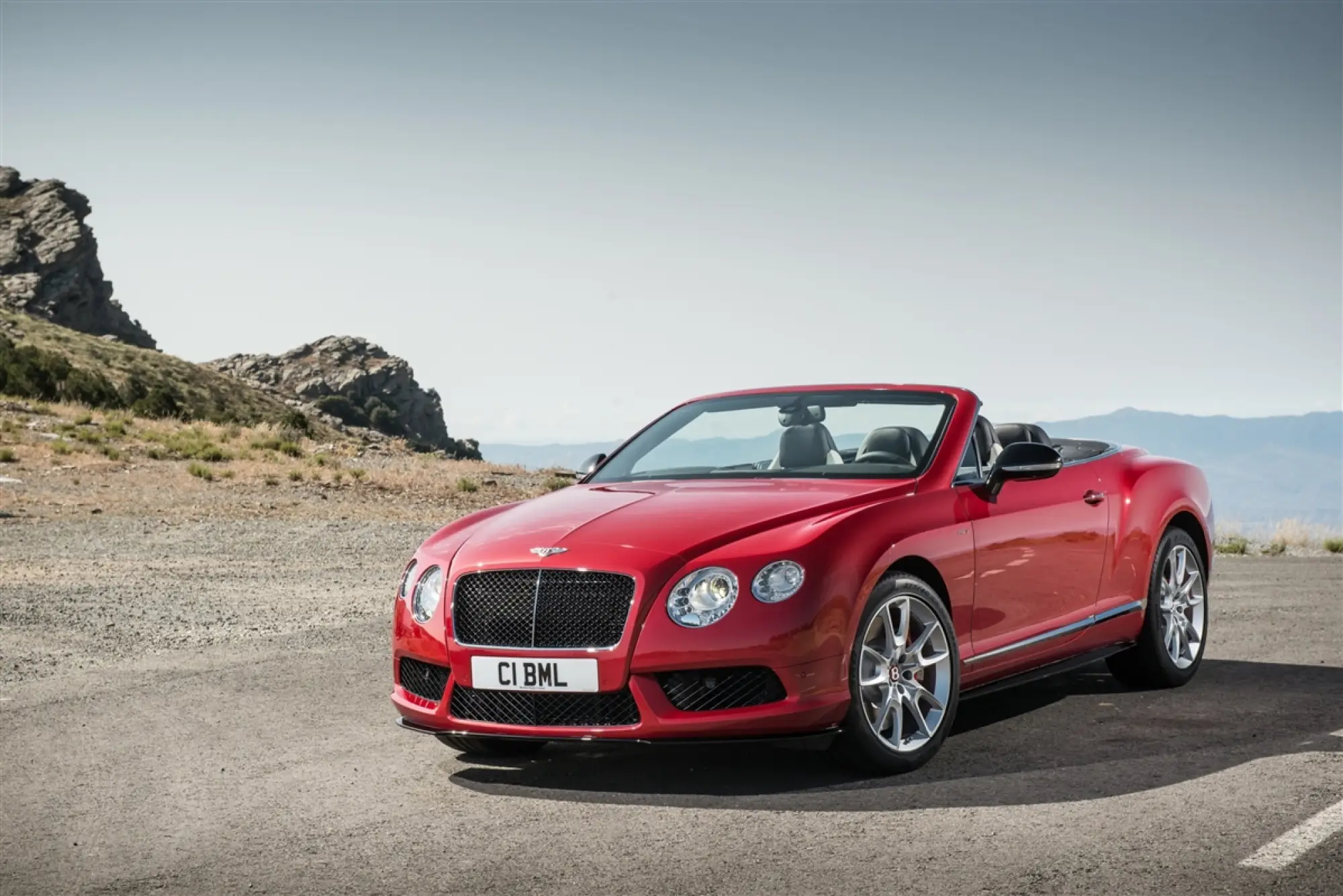 Bentley Continental GT V8 S Coupe e Cabrio - Foto ufficiali - 1