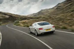 Bentley Continental GT V8 S Coupe e Cabrio - Foto ufficiali - 15