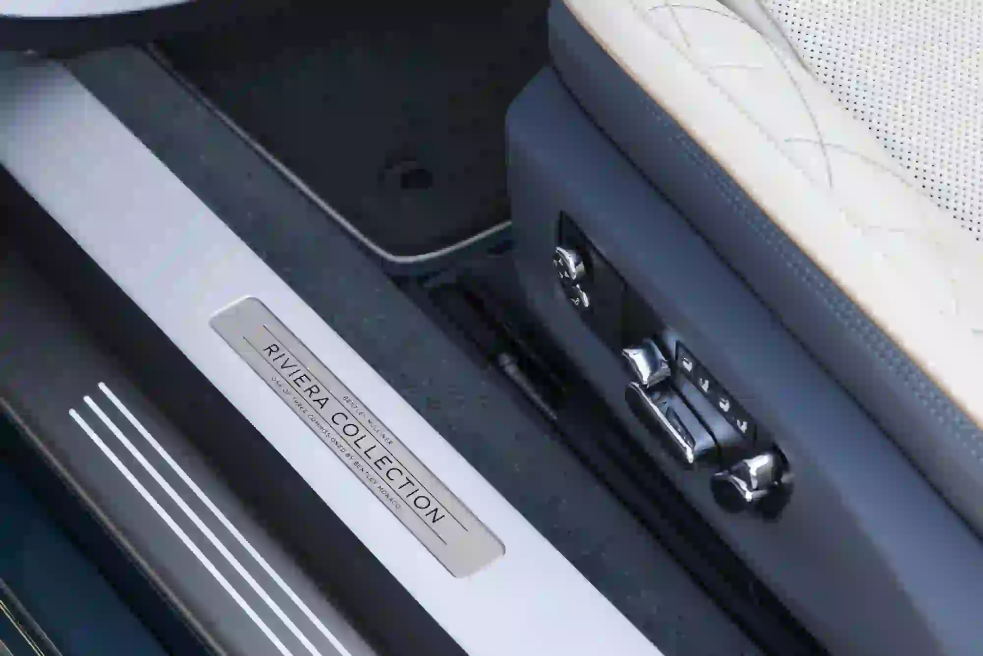 Bentley Continental GTC Riviera Collection - Foto - 1