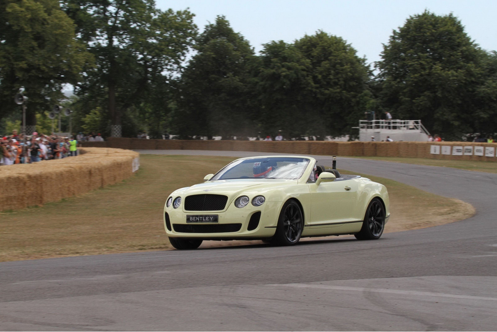 Bentley Continental Supersports convertibile a Goodwood